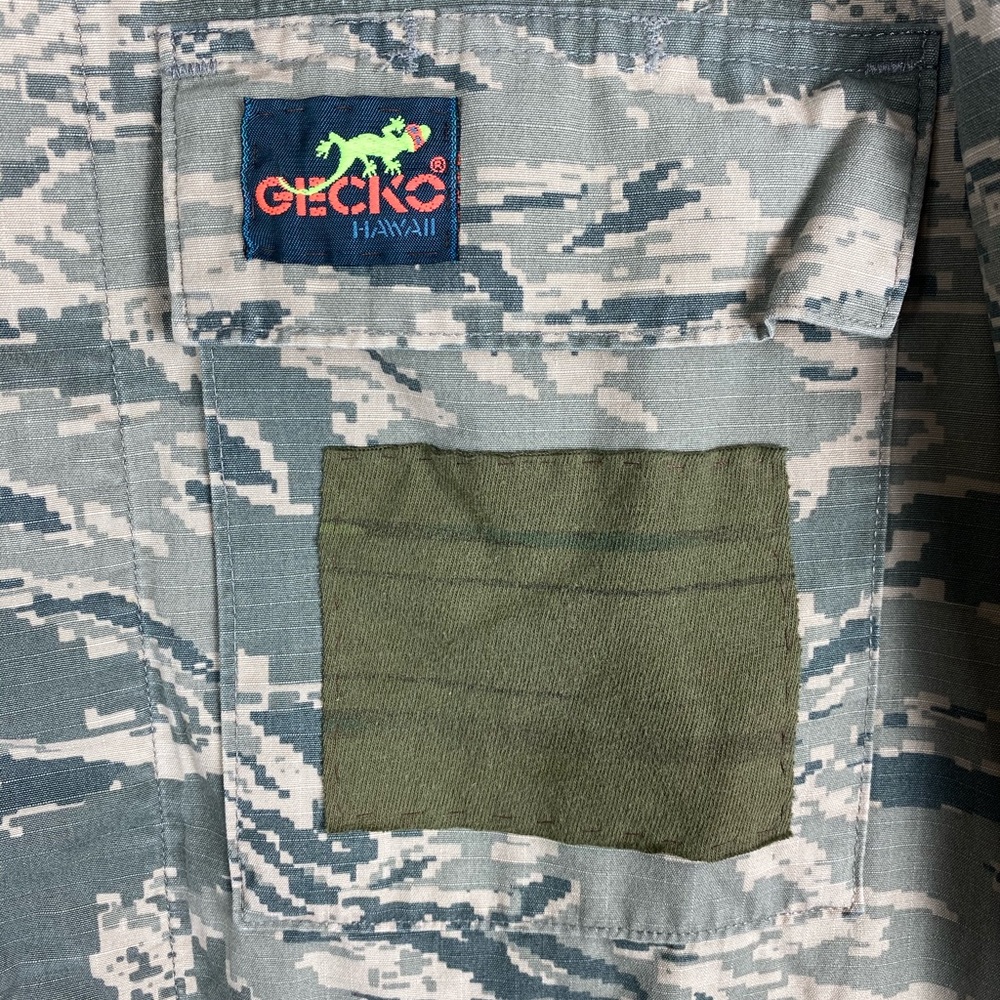Custom Hand Sewn Gecko Hawaii Camouflage Jacket - Picture 2 of 7